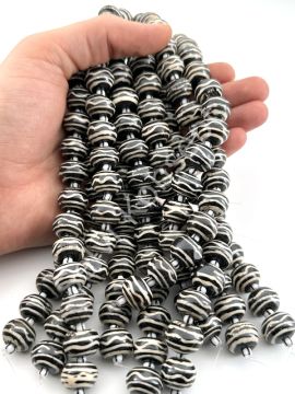Etnik Desenli Dizi Sedef Boncuk 15x10 mm