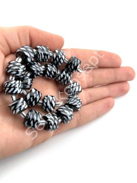 Siyah Üzeri Beyaz Desenli Silindir Dizi Cam Boncuk