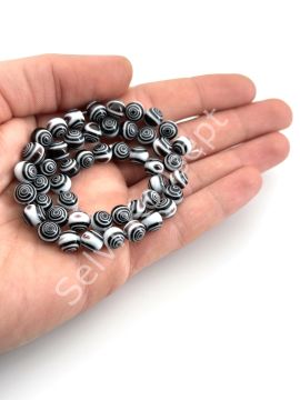 Siyah Beyaz Spiral Desenli Dizi Cam Boncuk 8 mm