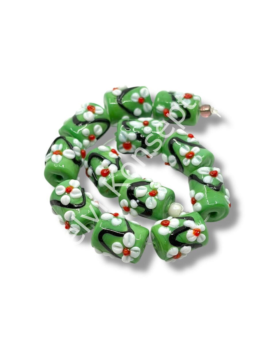 Şarlama Sanatı Çiçek İşlemeli Silindir Yeşil Dizi Cam Boncuk