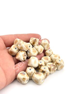 Otantik Seramik Boncuk 13x16 mm Krem