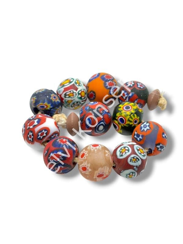 Gana-Krobo Cam Boncuk Karışık Renkli Dizi 15 mm