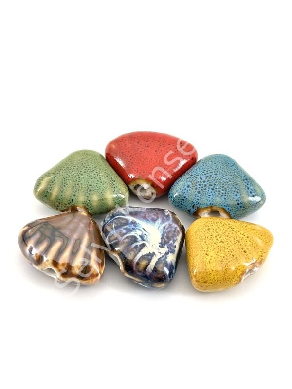 Otantik Seramik Boncuk İstiridye 24x18 mm
