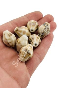 Otantik Seramik Boncuk 16x22 mm Krem