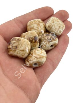 Otantik Seramik Boncuk 21x18 mm Krem