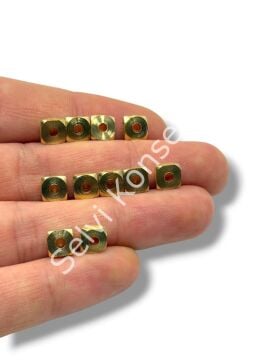 Saf Pirinç Kare Rondela Boncuk 6x2.5 mm 10 Gr