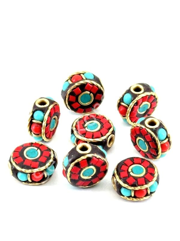 Pirinç İşlemeli Nepal Boncuk Yassı Turkuaz-Mercan Taş Kakmalı 13x13 mm