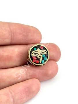 Pirinç İşlemeli Nepal Boncuk Yassı Turkuaz-Mercan Taş Kakmalı Fiğürlü 15x16 mm