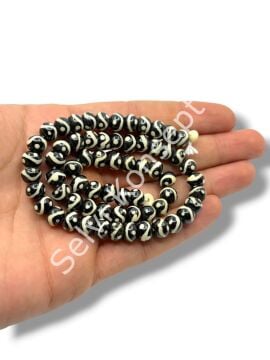 El Yapımı Etnik Desenli Küre Dizi Tibet Boncuk Siyah 7,5x6 mm