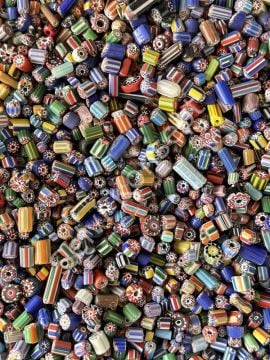 El Yapımı Afrika İşi Karışık Cam Boncuk 200 Gr