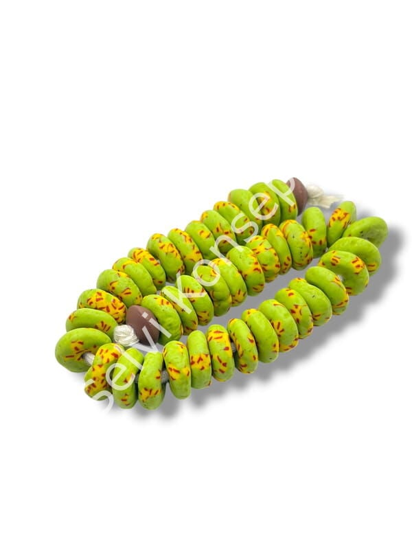 El Yapımı Geleneksel Afrika Krobo Rondela Cam Boncuk Fıstık Yeşili 14x6 mm