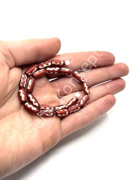 El Yapımı Etnik Desenli Oval Dizi Tibet Boncuk Kırmızı 6x12 mm