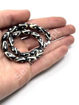 El Yapımı Etnik Desenli Oval Dizi Tibet Boncuk 7x13 mm