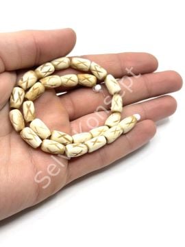 El Yapımı Etnik Desenli Dizi Tibet Boncuk Krem 7x13 mm