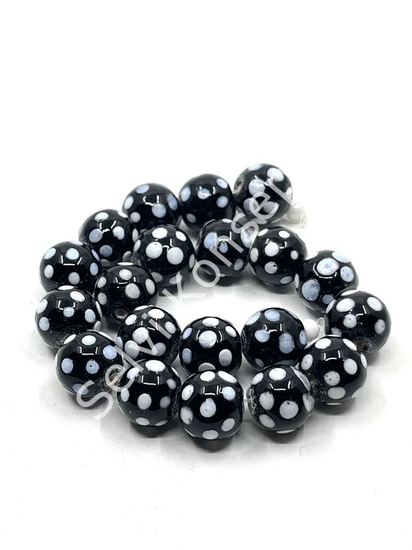 El Yapımı Siyah Beyaz Puantiyeli Dizi Cam Boncuk 12 mm