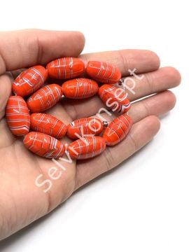 El Yapımı Ebru Desenli Oval Dizi Cam Boncuk Kırmızı 12x21 mm