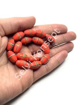 El Yapımı Geri Dönüştürülmüş Ritmik Çizgili Mat Oval Cam Boncuk Kırmızı 10x16 mm