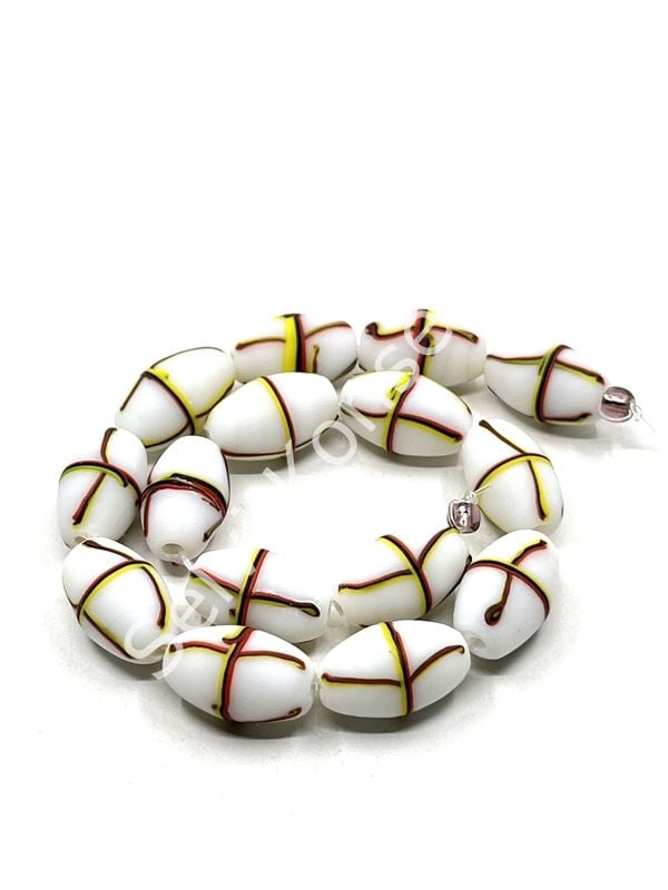 El Yapımı  Renkli Çizgili Mat Dizi Cam Boncuk Beyaz 10x16 mm