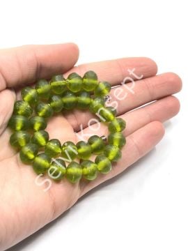 Buzlu Afrika Geri Dönüştürülmüş Dizi Cam Boncuk Yeşil 11x8 mm