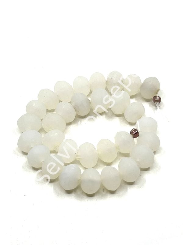 Buzlu Afrika Geri Dönüştürülmüş Dizi Cam Boncuk Beyaz 11x8 mm