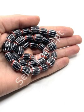 El Yapımı Afrika Chevron Dizi Cam Boncuk Siyah-Beyaz 10x12 mm