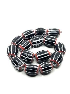 El Yapımı Afrika Chevron Dizi Cam Boncuk Siyah-Beyaz 14x18 mm