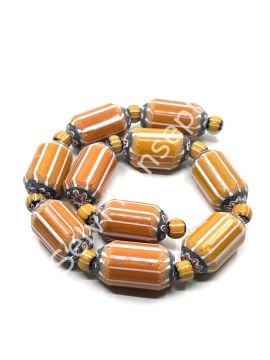 El Yapımı Afrika Chevron Dizi Cam Boncuk Hardal-Beyaz 14x24 mm