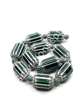 El Yapımı Afrika Chevron Dizi Cam Boncuk Yeşil-Beyaz 16x24 mm