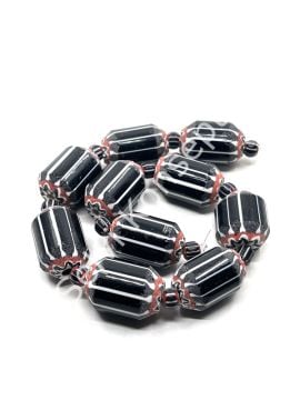 El Yapımı Afrika Chevron Dizi Cam Boncuk Siyah-Beyaz 16x24 mm