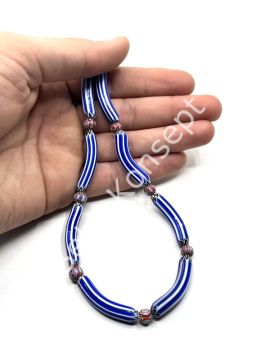 El Yapımı Eğri Afrika Chevron Dizi Cam Boncuk Lacivert-Beyaz 6x33 mm
