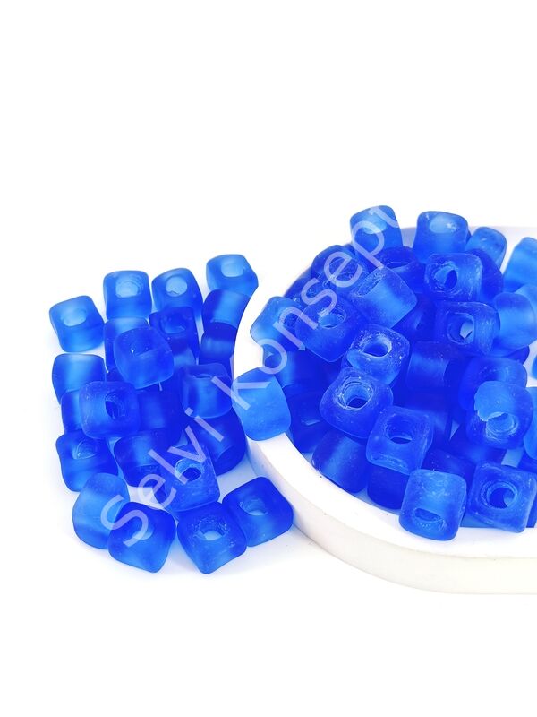 Murano Buzlu Koyu Mavi Kare Boncuk