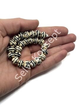 El Yapımı Etnik Desenli Silindir Dizi Tibet Boncuk Krem 10x8 mm