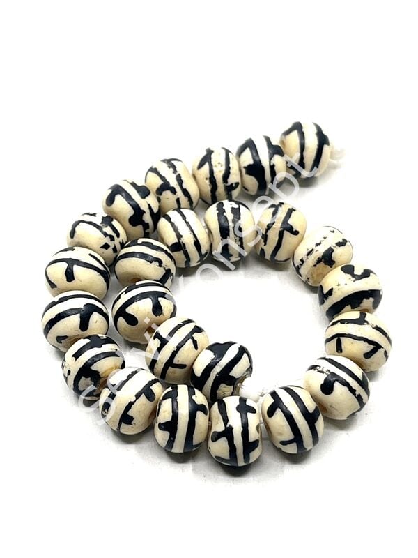 El Yapımı Etnik Desenli Silindir Dizi Tibet Boncuk Krem 10x8 mm