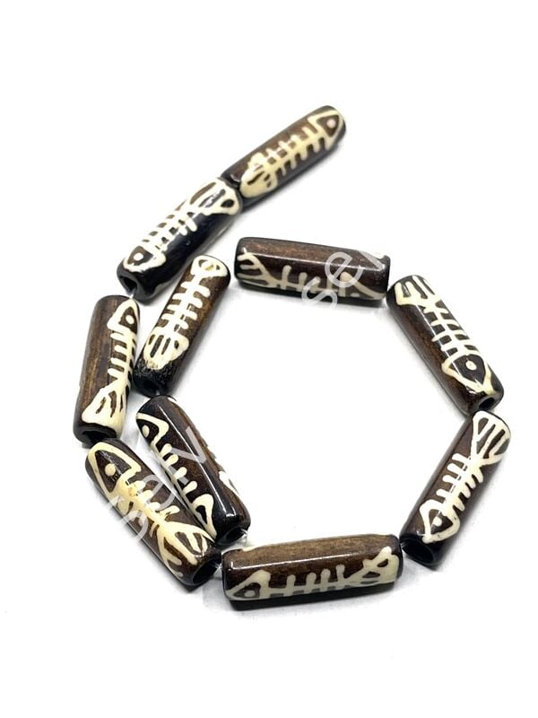 El Yapımı Etnik Balık Desenli Silindir Dizi Tibet Boncuk Kahverengi 8x24 mm