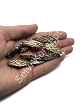 El Yapımı Etnik Desenli Yassı Dizi Tibet Boncuk Kahverengi  12x33 mm