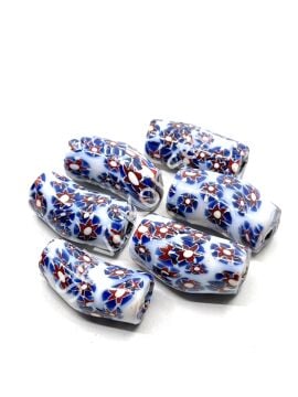 Gana-Krobo Eğri Parlak Cam Boncuk Çiçekli Beyaz 17x33 mm 10 Adet