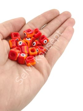 El Yapımı Turuncu-Kırmızı Ebruli Gözlü Murano Kare Cam Boncuk