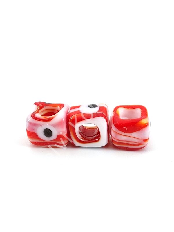 El Yapımı Kırmızı-Beyaz Ebruli Gözlü Murano Kare Cam Boncuk
