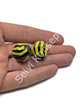Siyah-Sarı Çizgili Cam Boncuk 21x18 mm 10 Adet