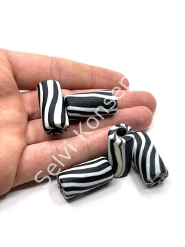 Siyah-Beyaz Çizgili Silindir Mat Cam Boncuk 13x29 mm 10 Adet