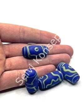 Etnik Desenli Oval Mat Cam Boncuk Lacivert 10 Adet