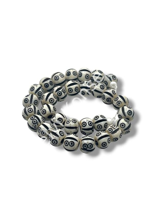 El Yapımı Etnik Desenli Dizi Tibet Boncuk Beyaz 10x7 mm