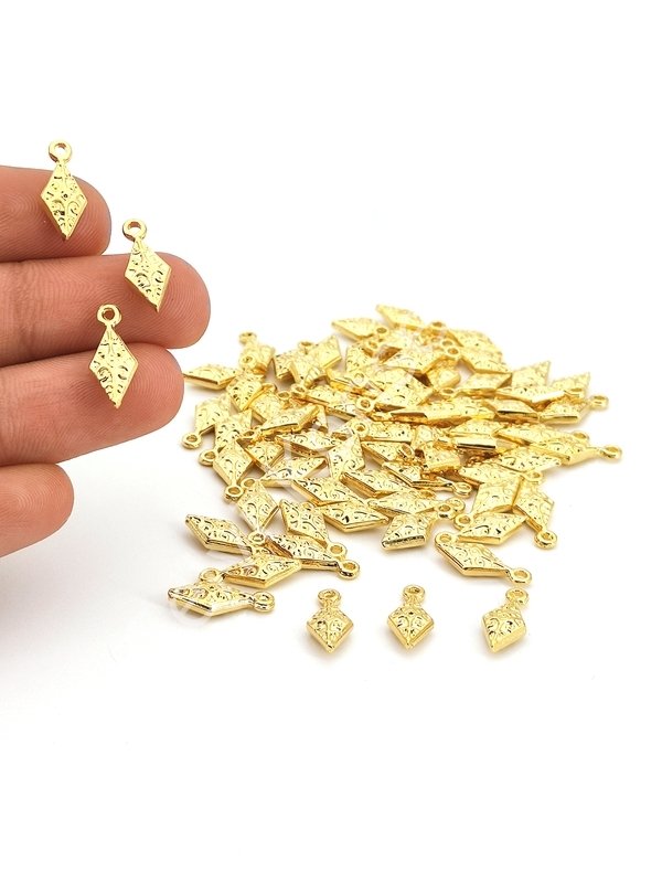 Altın Kaplama İşlemeli Sallantı Ara Malzeme 10 Gr