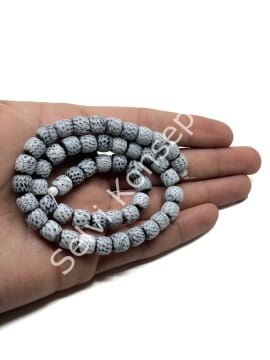 El Yapımı Siyah Benekli  Afrika Dizi Boncuk Gri 8x7 mm