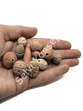 El Yapımı Desenli Pişmiş Toprak Boncuk Naturel Renk 250 Gr