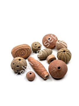 El Yapımı Desenli Pişmiş Toprak Boncuk Naturel Renk 250 Gr