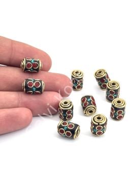 Pirinç İşlemeli Turkuaz-Mercan Kakmalı Nepal Boncuk 8x13 mm